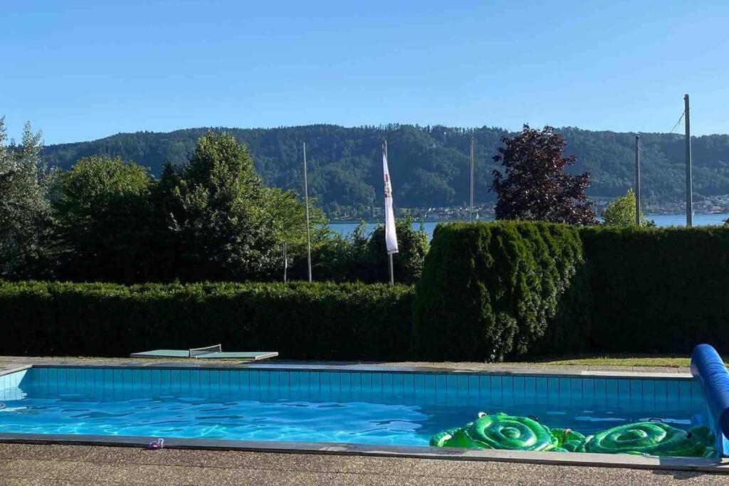 Die Seeblume - Ferienwohnung Mit Pool Und Seeblick Bodman-Ludwigshafen Luaran gambar